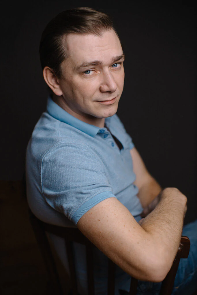 Кузьма Стомаченко — актер — Бюро Культуры