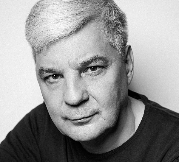 Константин Хасанов — актер — Бюро Культуры