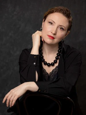 Нина Лоленко — актриса — Бюро Культуры