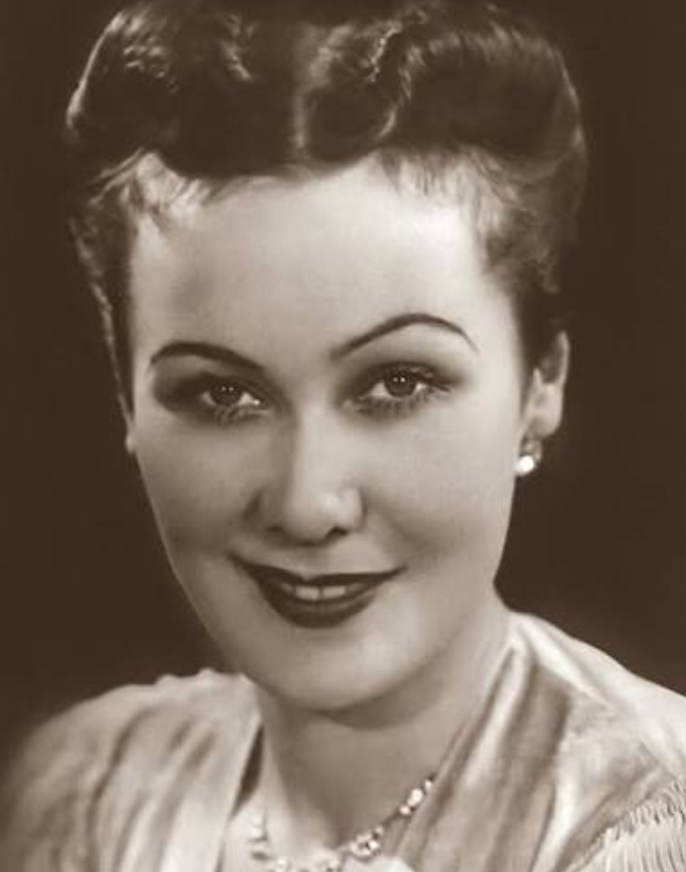 Елена Юнгер — актриса — Бюро Культуры