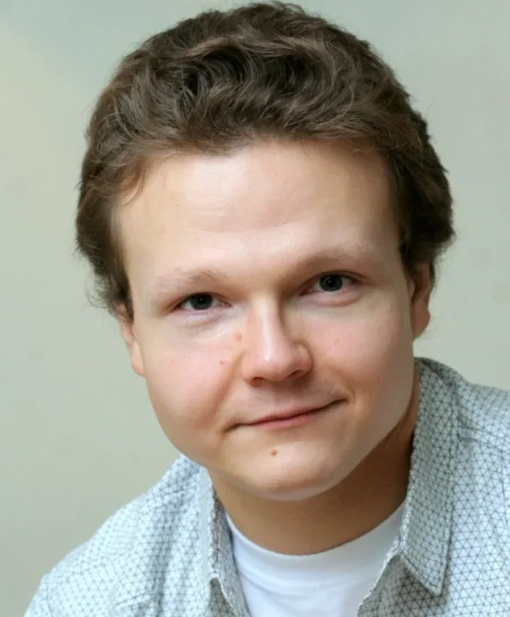 Александр Быковский — актёр