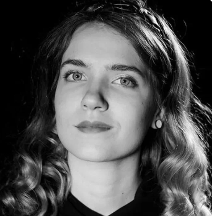 Алина Сверлова