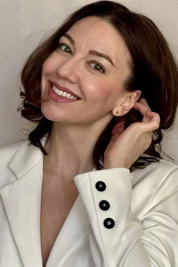Алла Зажаева — актриса — Бюро Культуры
