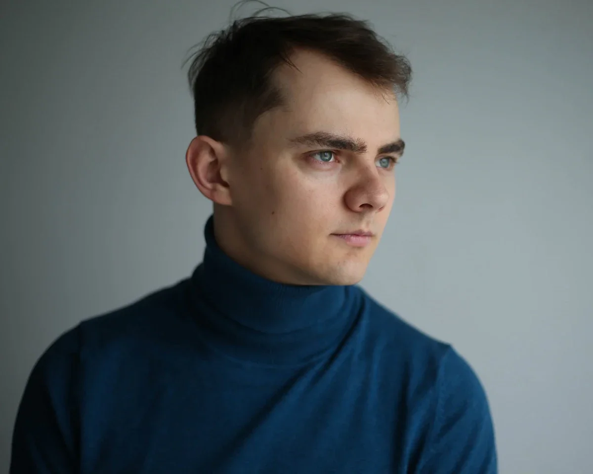 Андрей Емельянов