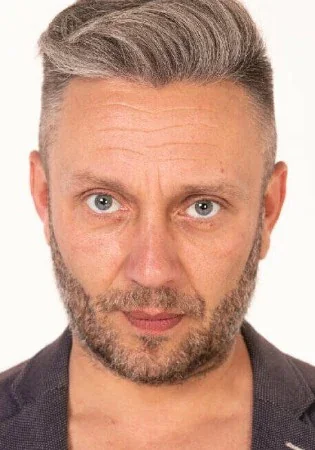 Антон Захарьин