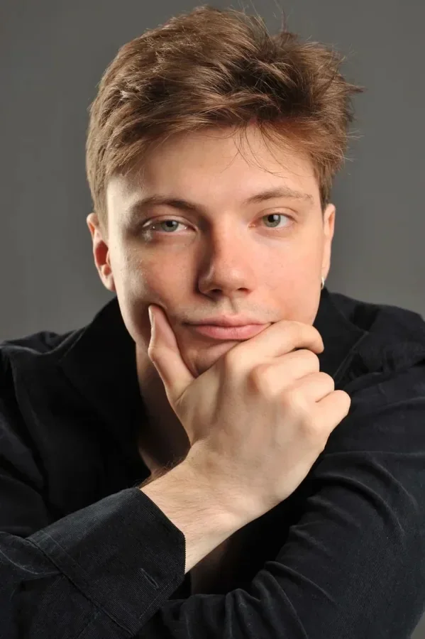 Данила Иванов — актёр — Бюро Культуры