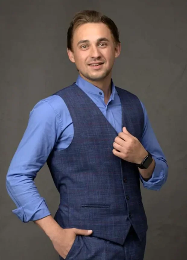 Денис Дубровкин