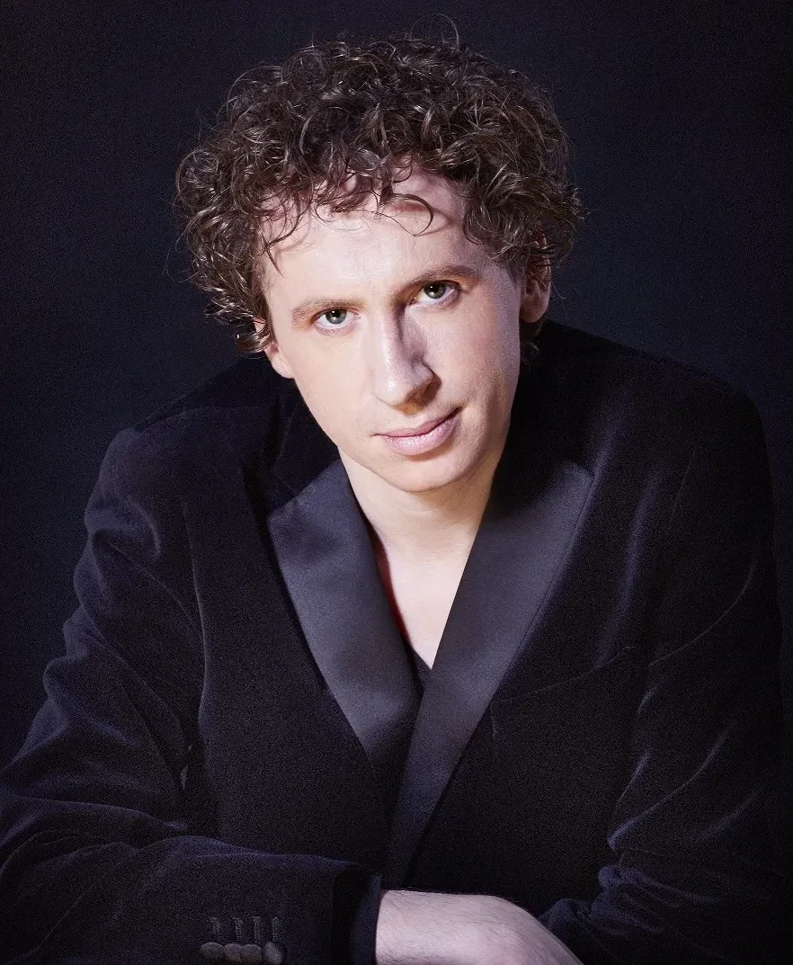 Дмитрий Аверин — актёр — Бюро Культуры