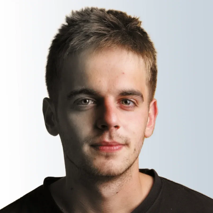 Дмитрий Кушнерев