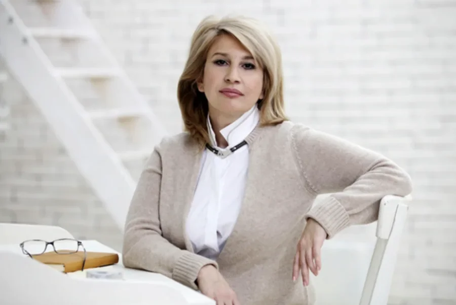 Эльмира Щербакова — режиссёр-постановщик — Бюро Культуры