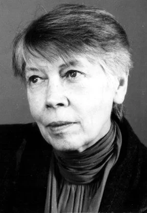 Ирина Молостова — режиссёр-постановщик — Бюро Культуры