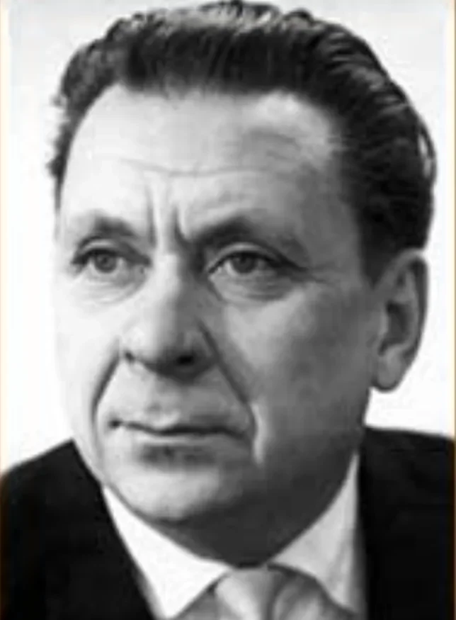 Лев Колесов