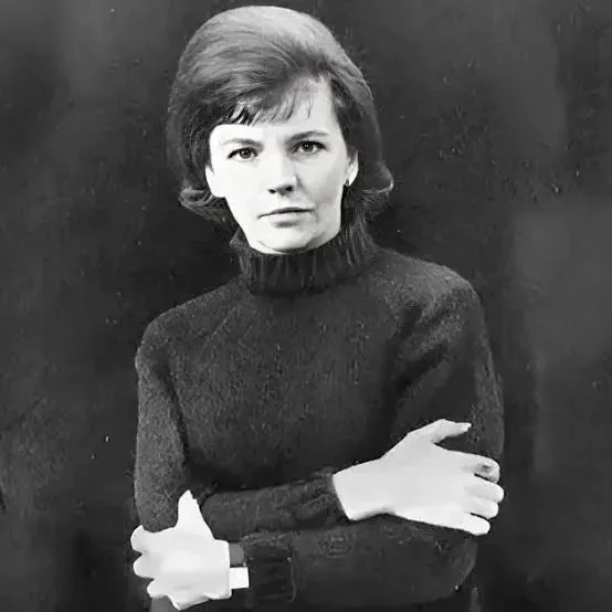 Римма Казакова