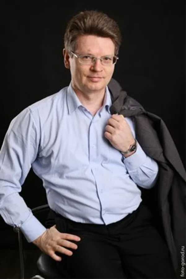 Роман  Леонтьев