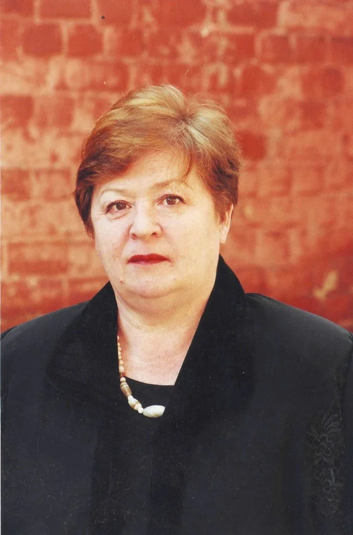 Валентина Дулова — режиссёр-постановщик — Бюро Культуры