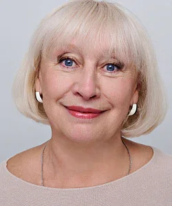 Валентина Виноградова — актриса — Бюро Культуры