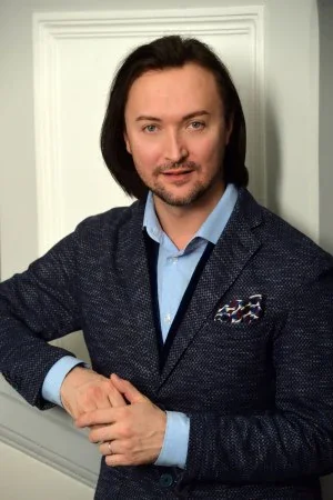 Вячеслав Стародубцев — режиссёр-постановщик — Бюро Культуры