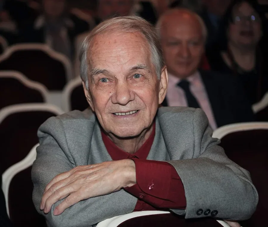 Юрий Каюров — актёр — Бюро Культуры