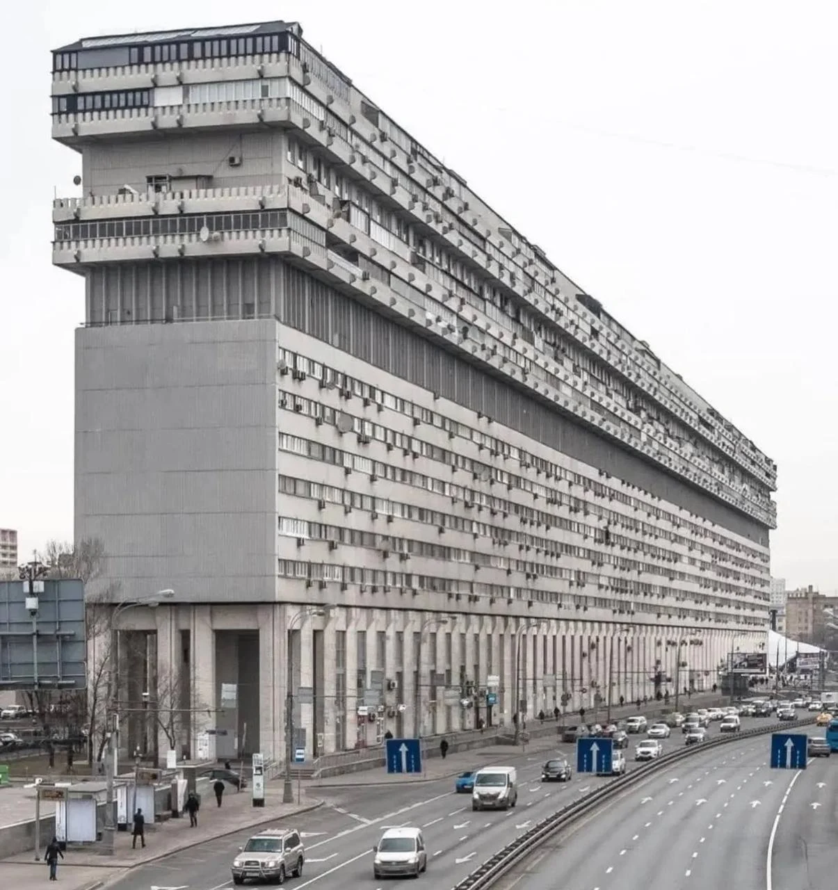 Архитектурный обзор жилого дома на Большой Тульской улице в Москве