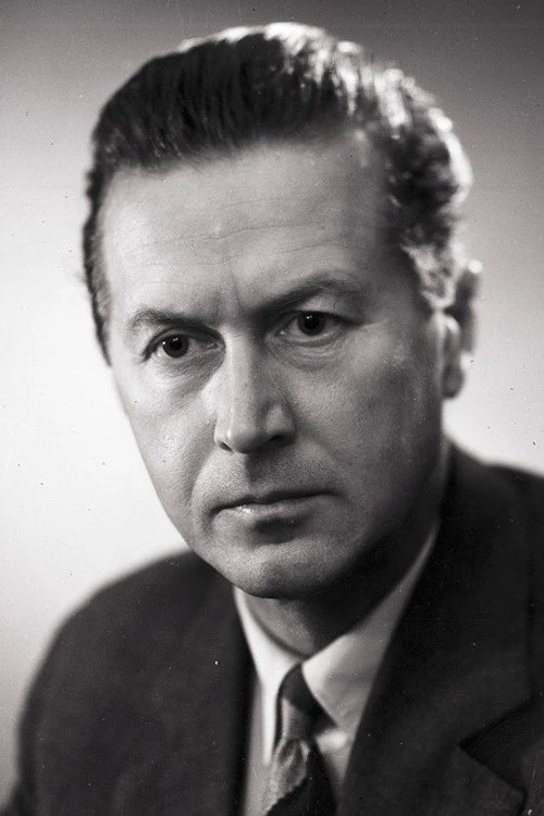 Олев Эскола — актёр — Бюро Культуры