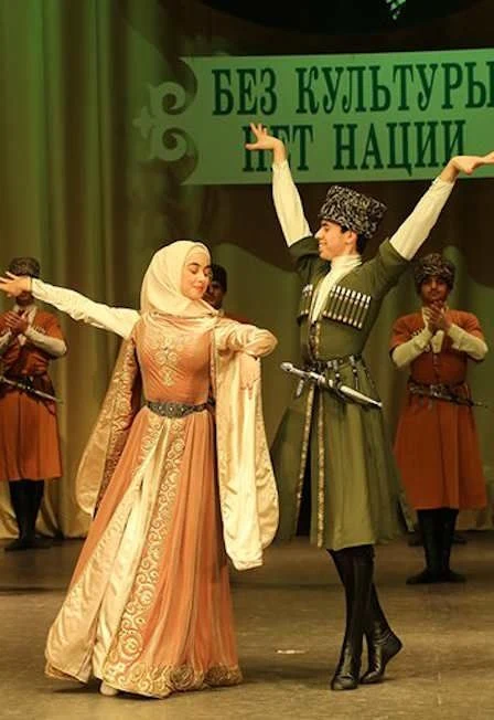 «Ахмат - сила!» Ансамбль песни и танца «Нохчо» — Московский международный Дом музыки (ММДМ) — афиша Санкт-Петербурга