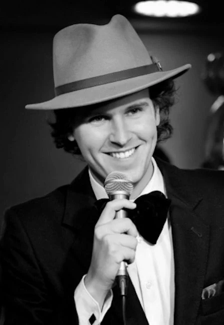 Alex Abra - Strangers in the night: Sinatra show — Джаз-клуб «Союз композиторов» — афиша Санкт-Петербурга