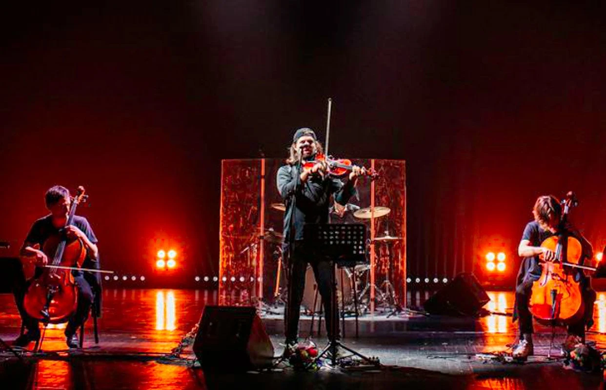 ATOMIC CELLOS. РОК-ХИТЫ НА ВИОЛОНЧЕЛЯХ ПРИ СВЕЧАХ В ОРАНЖЕРЕЕ — Оранжерея Таврического сада — афиша Санкт-Петербург