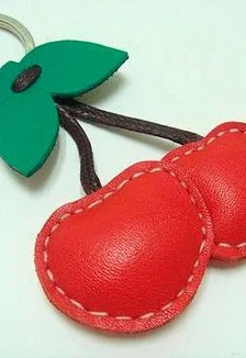 Брелки из натуральной кожи