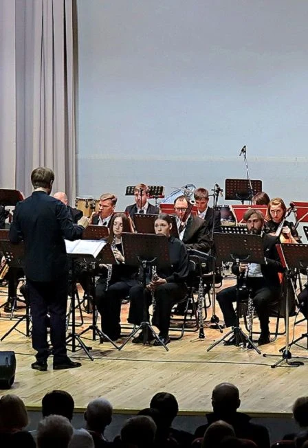 Джентльменский концерт — Дворец творчества детей и молодежи — афиша Ульяновск