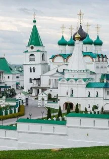 Экскурсия по Нижнему Новгороду с посещением Печерского монастыря и канатной дороги — Отправление автобуса — афиша Санкт-Петербурга
