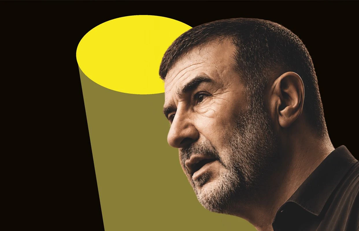 Евгений Гришковец. Спектакль «Хорошая лекция (со слайдами)» — Ростовский Академический Театр драмы имени Максима Горького — афиша