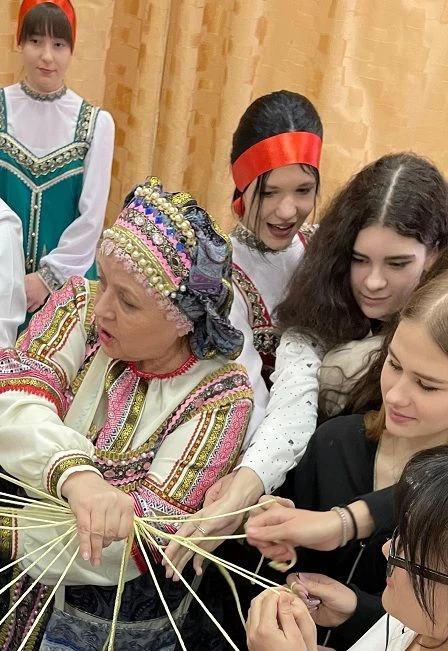 Игровая программа "В гости к славянам" — ДК Нефтяник г. Лянтор — афиша Санкт-Петербурга