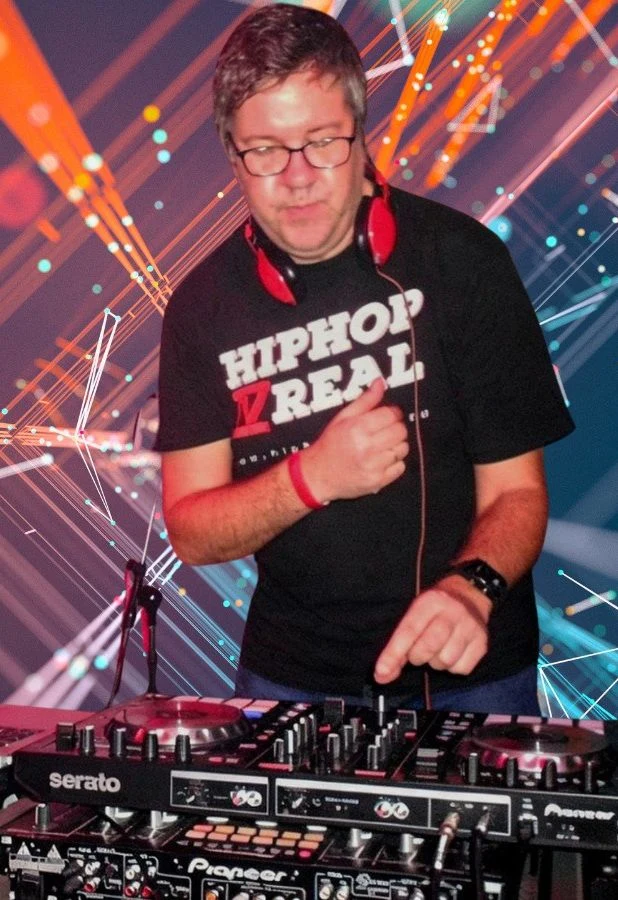 Интеллектуальный грув от DJ Nice-Man и Радио Синкопа — Клуб-ресторан «Вей Во!» — афиша Санкт-Петербурга