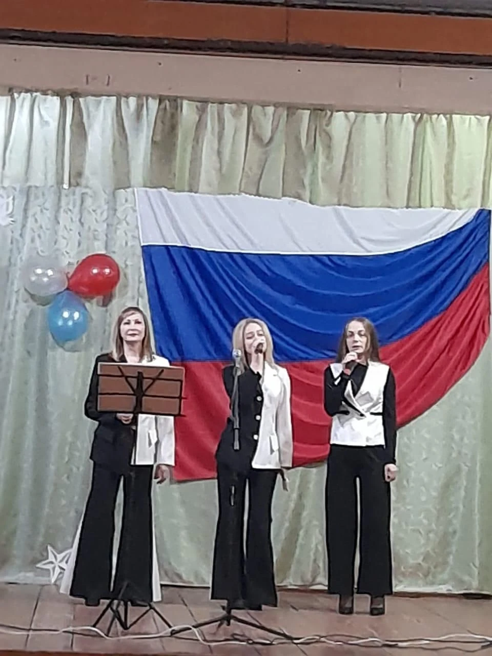 Концертная программа: Вместе мы - Россия! — Заболотский ДК — афиша Санкт-Петербурга