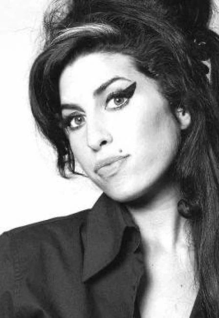 МАГИЯ СВЕЧЕЙ. «AMY WINEHOUSE. Джаз на крыше» — Амбассадор — афиша Санкт-Петербурга