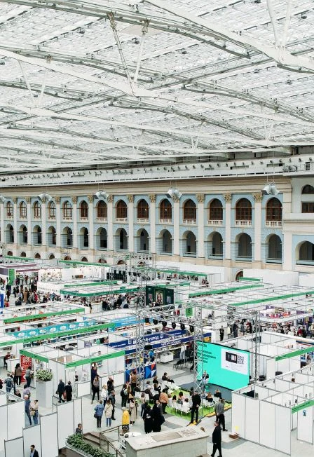 Московская международная книжная Ярмарка — Гостиный двор — афиша Санкт-Петербурга