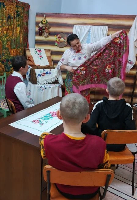 Открывая бабушкин сундук. Фольклорный экскурс — Щекотовский сельский дом культуры — афиша Санкт-Петербурга