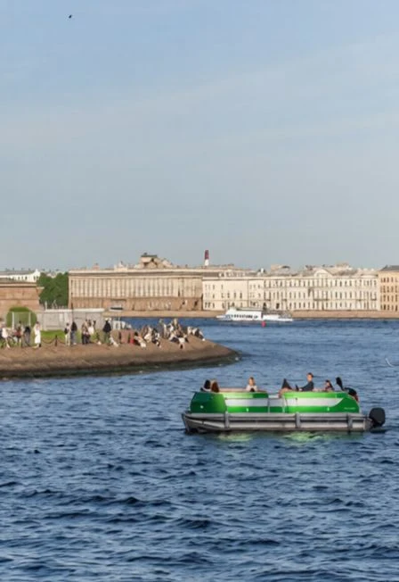 Петровский Петербург — золотое кольцо от Петроградской стороны в мини-группе — Причал "По рекам-каналам" на наб. реки Карповки, 13 — афиша Санкт-Петербурга