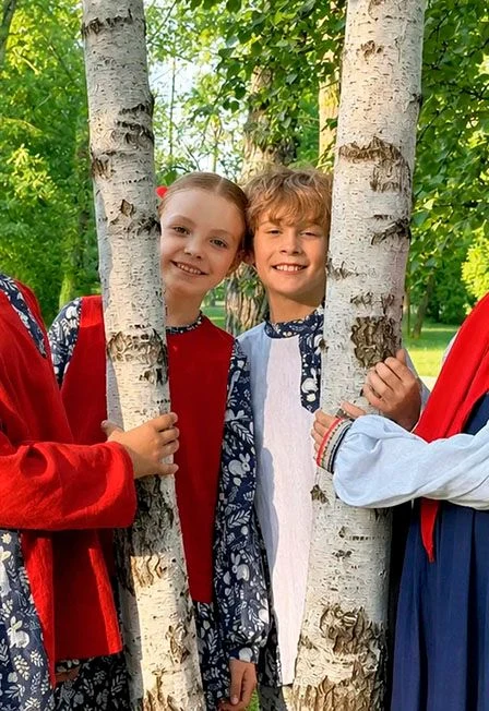 Полвека в танце. Юбилейный концерт образцового коллектива хореографического ансамбля "Рябинка" — Красноярская краевая филармония — афиша