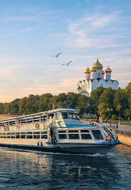 Речная прогулка по Волге — 5 причал речного вокзала — афиша Санкт-Петербурга