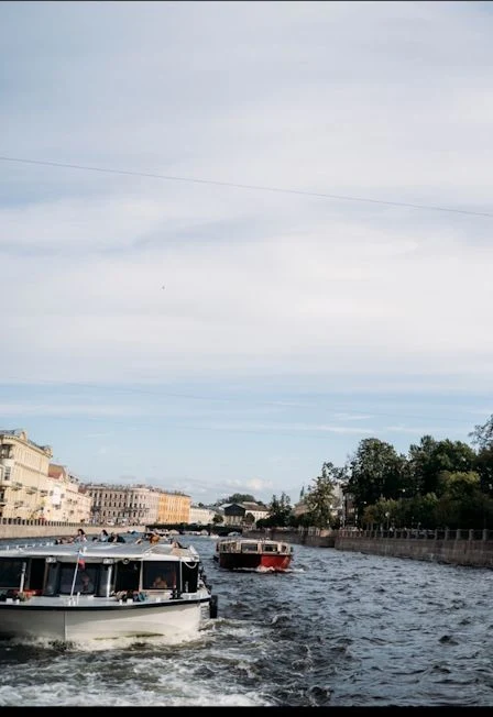 Северная Венеция - вечный город на воде. От Фонтанки по малы каналам центра города — Причал на набережной реки Фонтанки, 105 — афиша Санкт-Петербурга