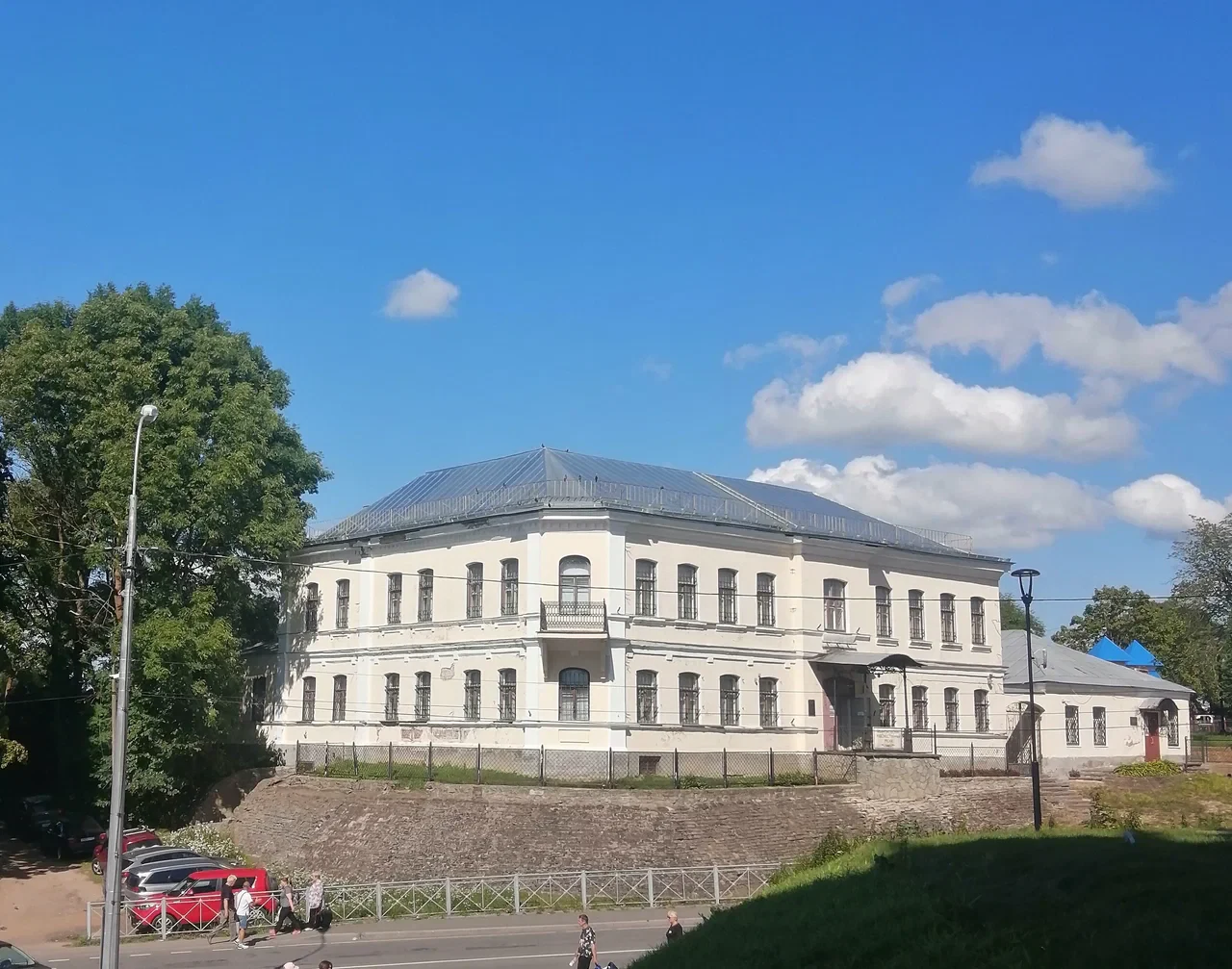 Ивангородский музей — музей в Санкт-Петербурге, метро Ленинский проспект