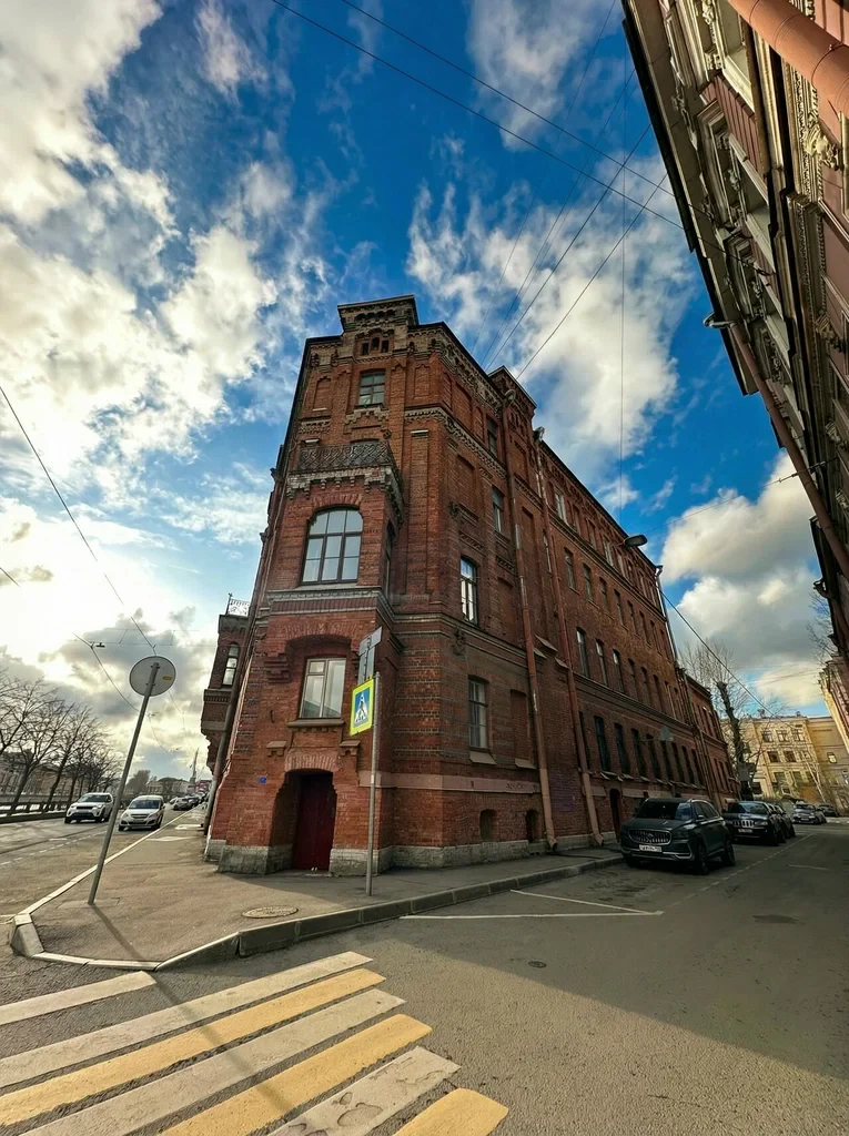 Музей дизайна «ОСНОВА» — музей в Санкт-Петербурге, метро Садовая