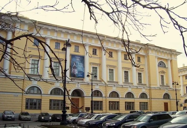 Музей театрального и музыкального искусства — музей в Санкт-Петербурге, метро Гостиный двор
