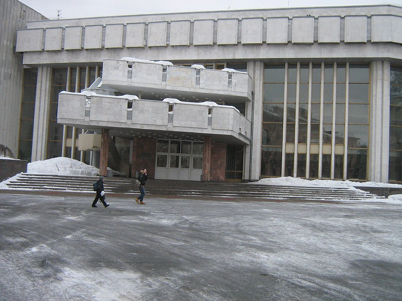 Театрально-концертный зал Карнавал — концертный зал в Санкт-Петербурге, метро Гостиный двор
