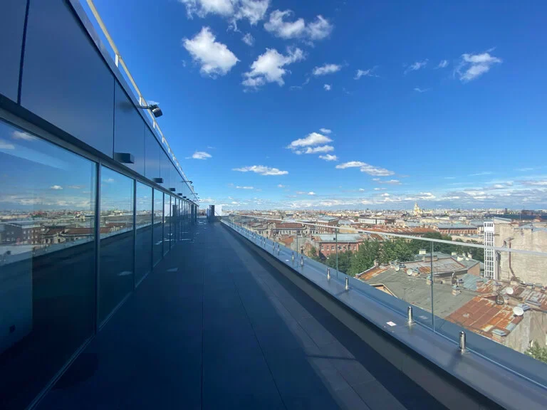 Крыша Zarenkov Gallery — открытая площадка в Санкт-Петербурге, метро Лиговский проспект