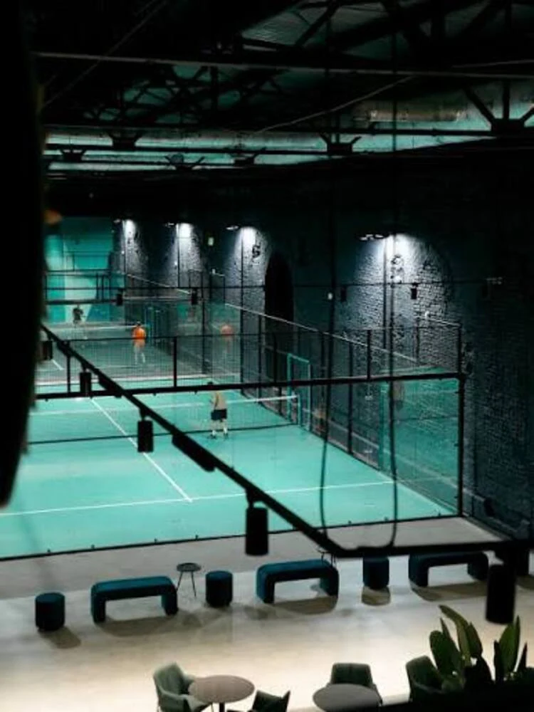 Pari Padel Arsenal — клуб в Санкт-Петербурге, метро Площадь Ленина.