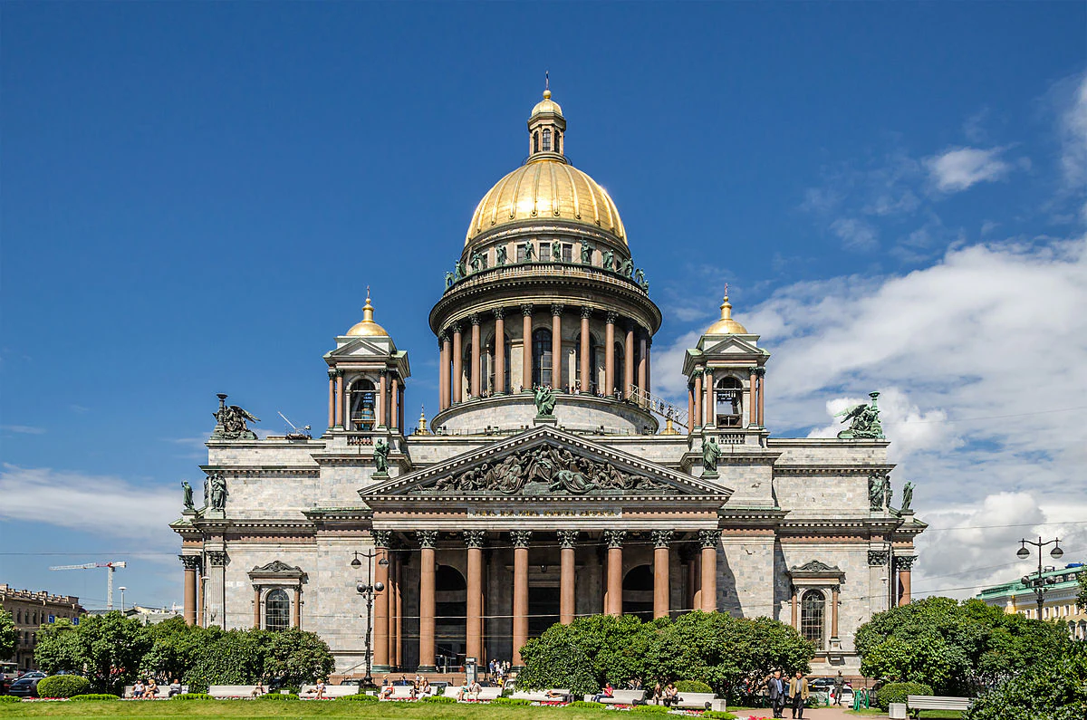 Исаакиевский собор — храм в Санкт-Петербурге, метро Адмиралтейская