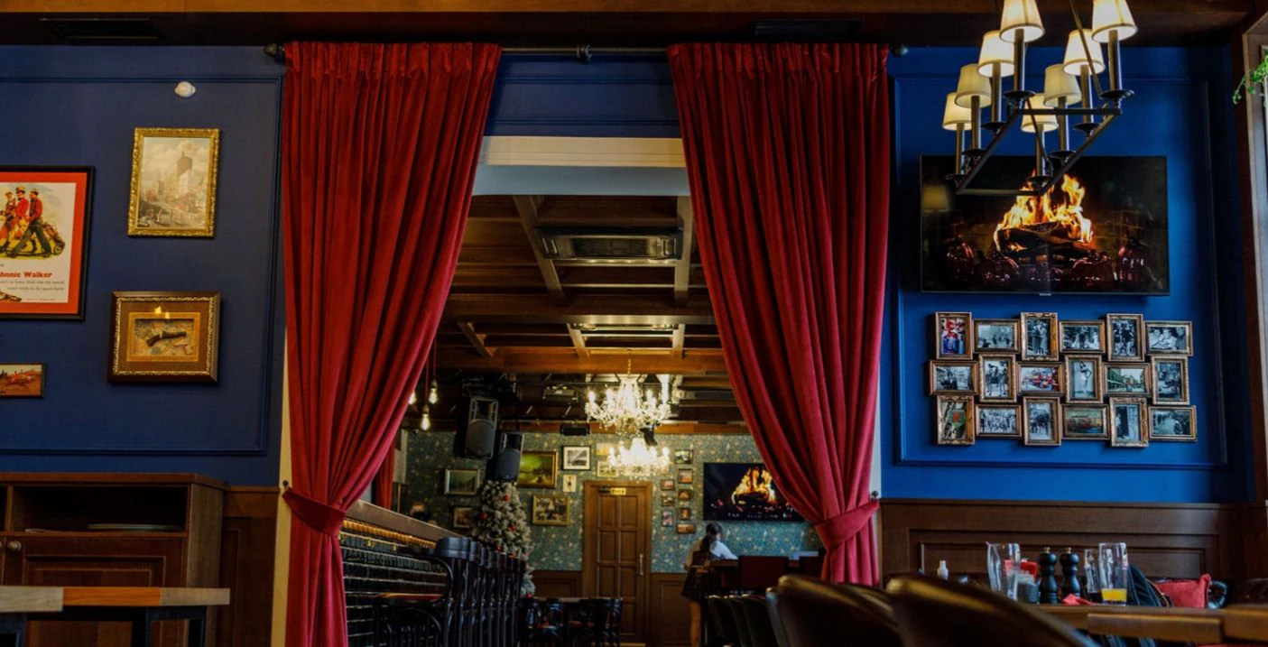 Бар Red Lion Pub