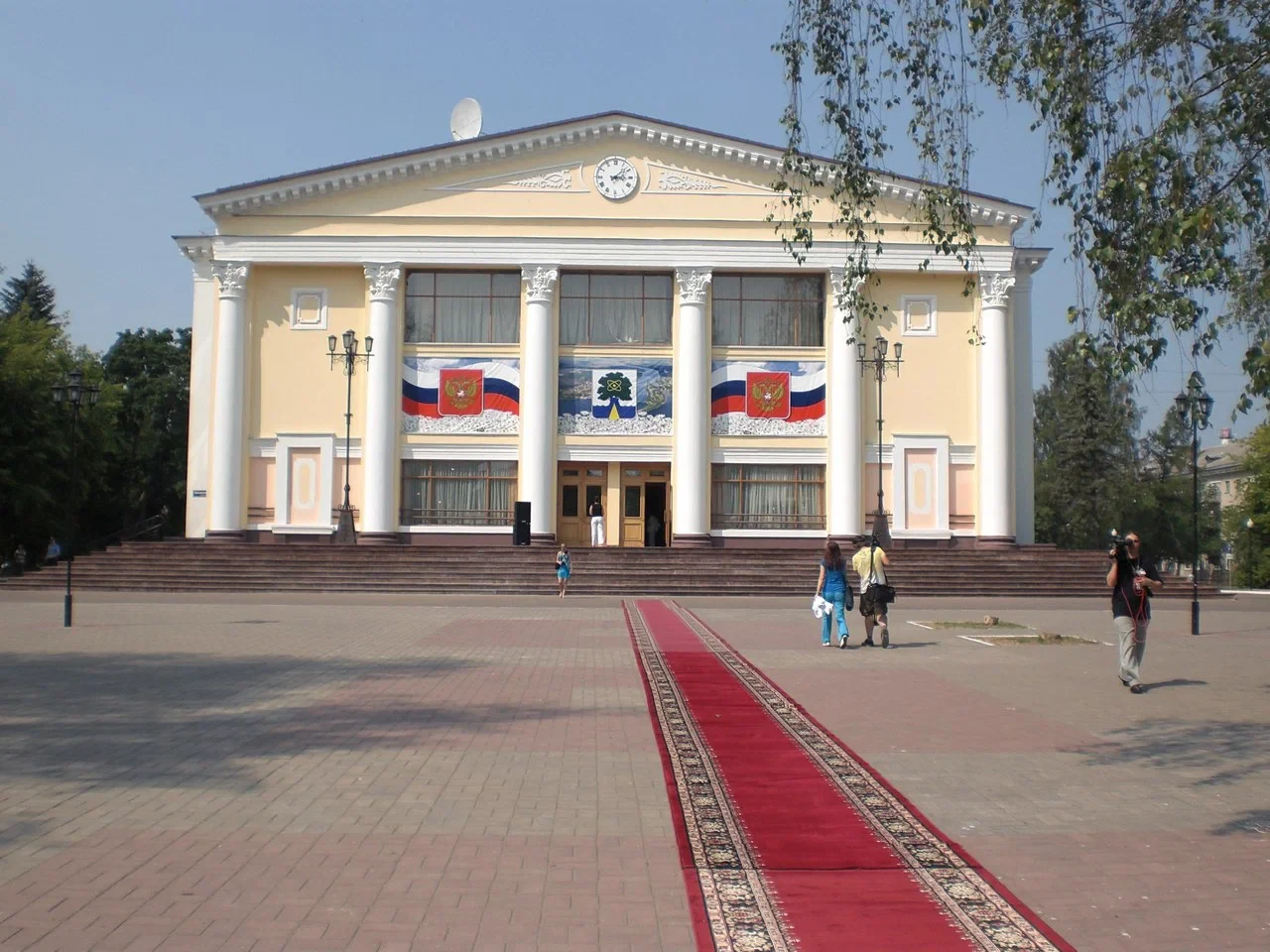 ДК «Октябрь» (г. Дубна)